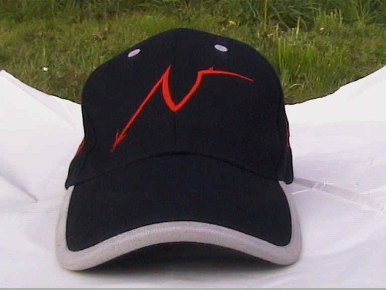 casquette3_jpg[1].jpg